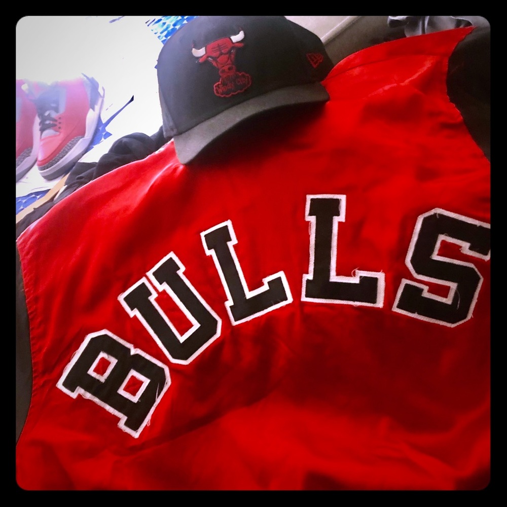The Last Dance era Bulls vintage warmup jacket